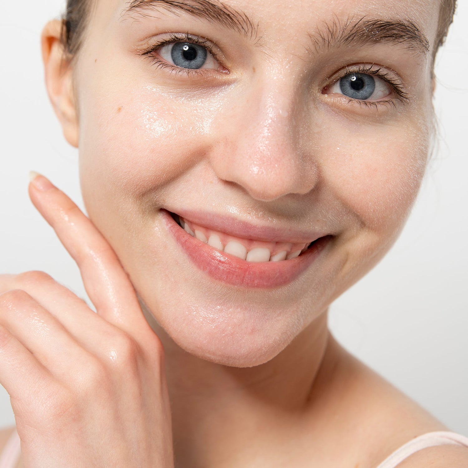 BB Krem ve Serum Fondöten Kullanımı: Mevsimlere Göre Öneriler | The Purest Solutions