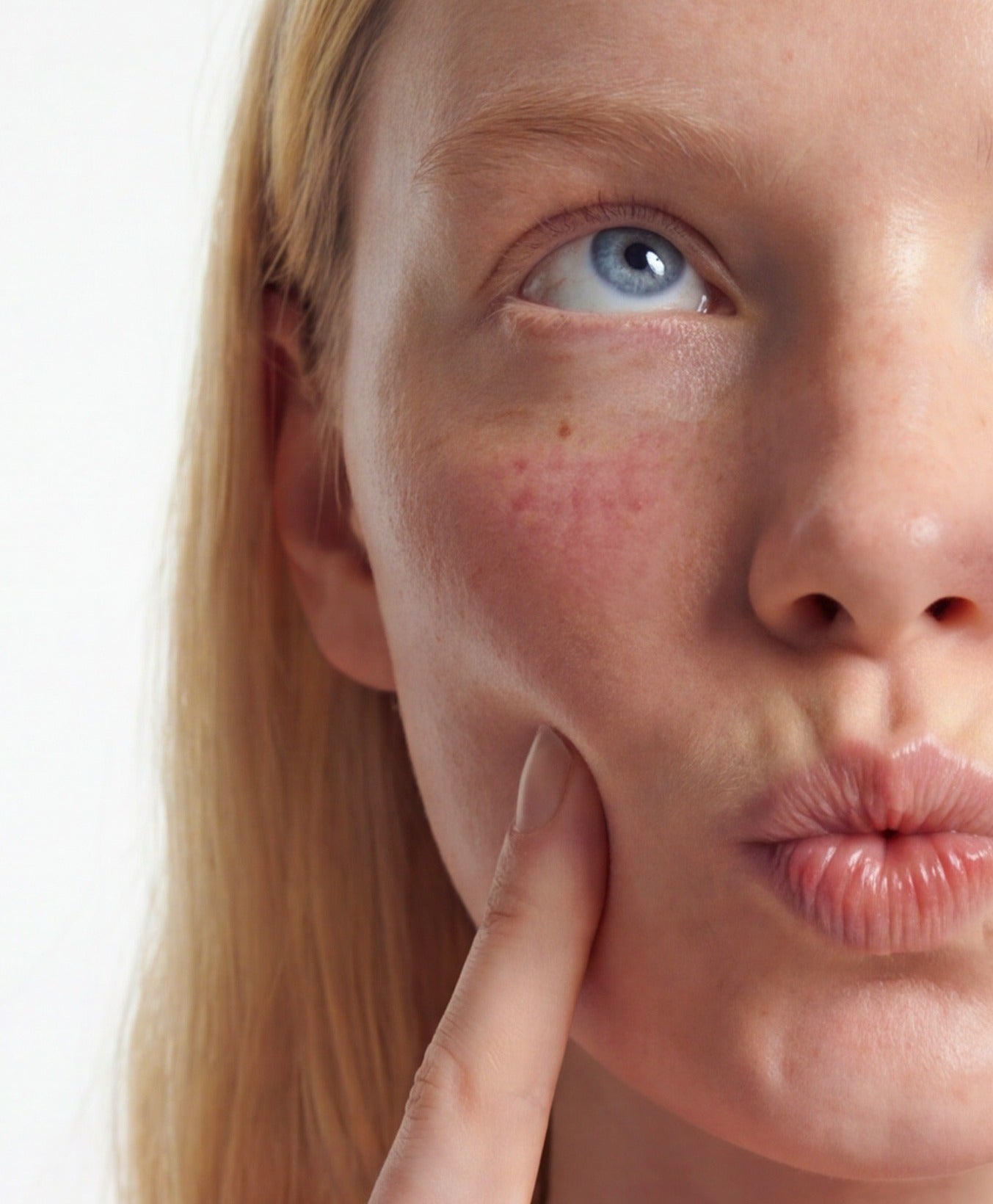 Cilt Tonu Eşitlemek İçin En Etkili Serum Kombinasyonu Nedir?