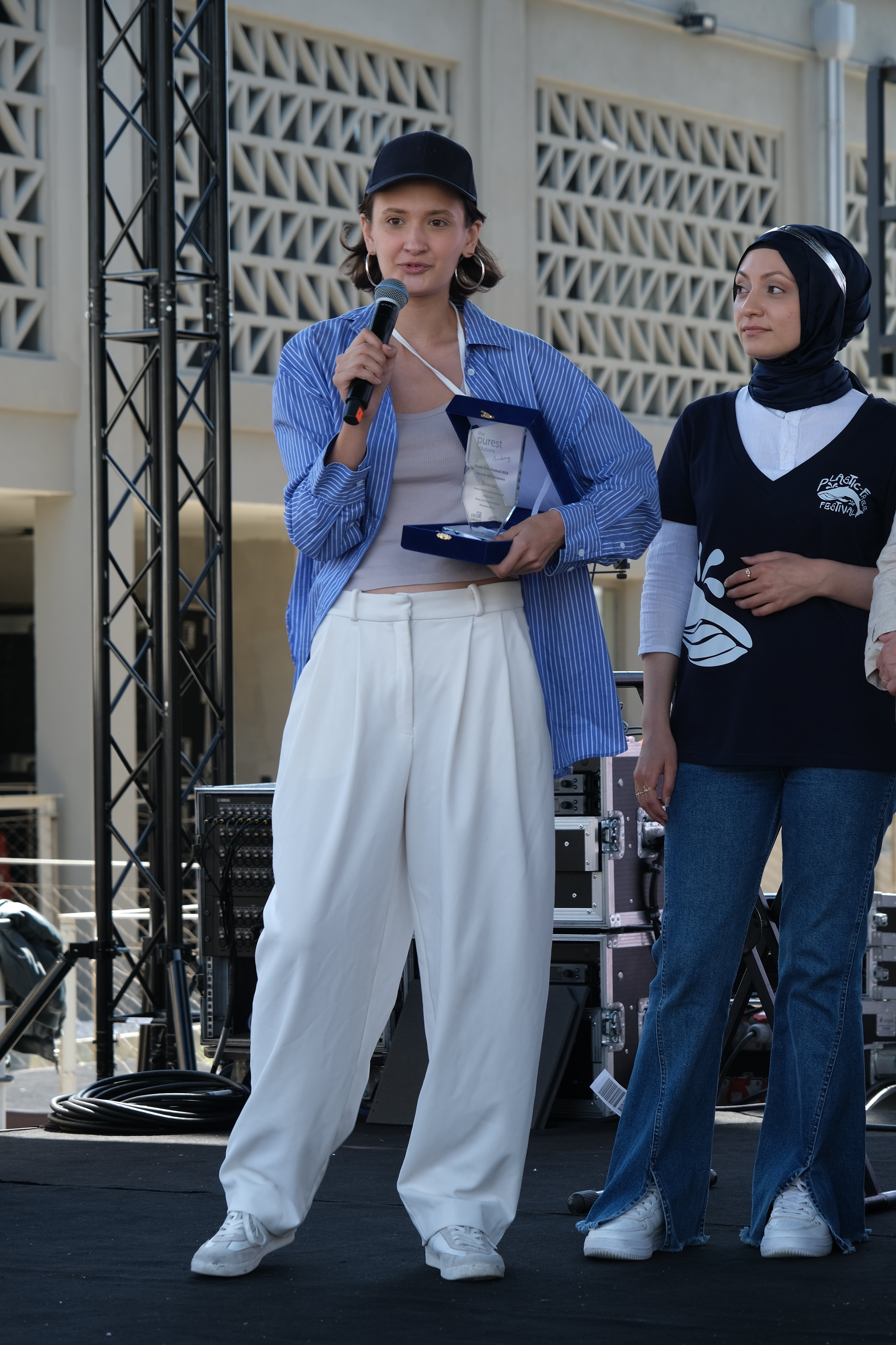 Upcycle Art Yarışması İkinci Ödülü